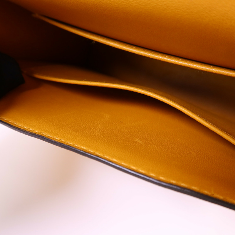 HERMES Chevre皮革Verrou Mini銀扣鏈帶肩背袋Jaune Ambre-17