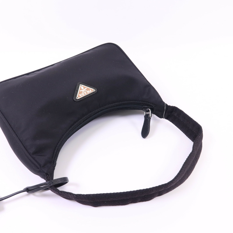 PRADA 尼龍Shoulder Bag銀扣肩背袋-4
