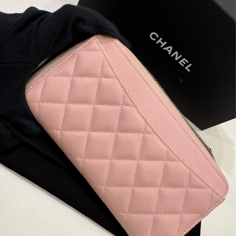 Chanel 櫻花粉長夾(9新)-1