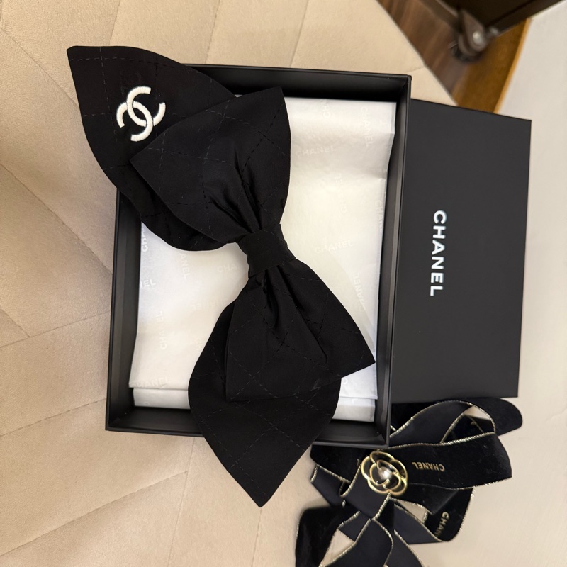 Chanel黑色蝴蝶結髮夾 全新台灣專櫃入 聖誕包裝-0
