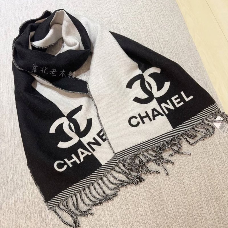 CHANEL 24K黑白拚色圍巾~全新品僅拍照-31