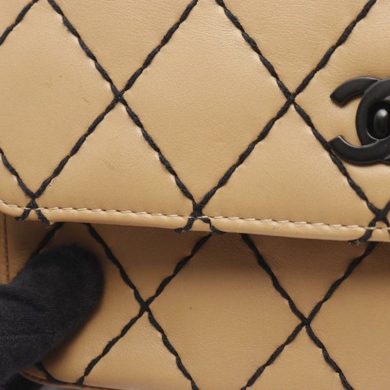 香奈兒 (CHANEL) 狂野縫線鏈條肩背包 小牛皮 米色 二手 女士 CC-6
