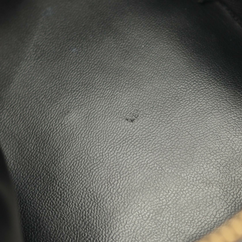 香奈兒 COCO 標誌化妝包,粒面小牛皮,黑色,二手,女士,金色五金 CC-6