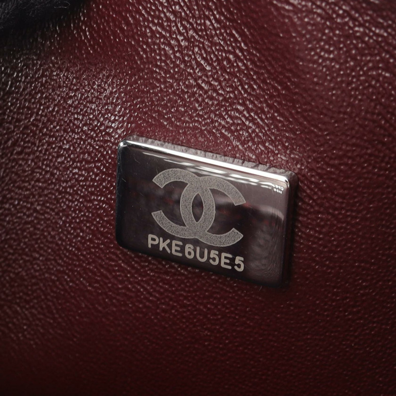 香奈兒 (CHANEL) Matelasse W 翻蓋鏈條肩背包,小牛皮,黑色,二手,帶五金配件-4