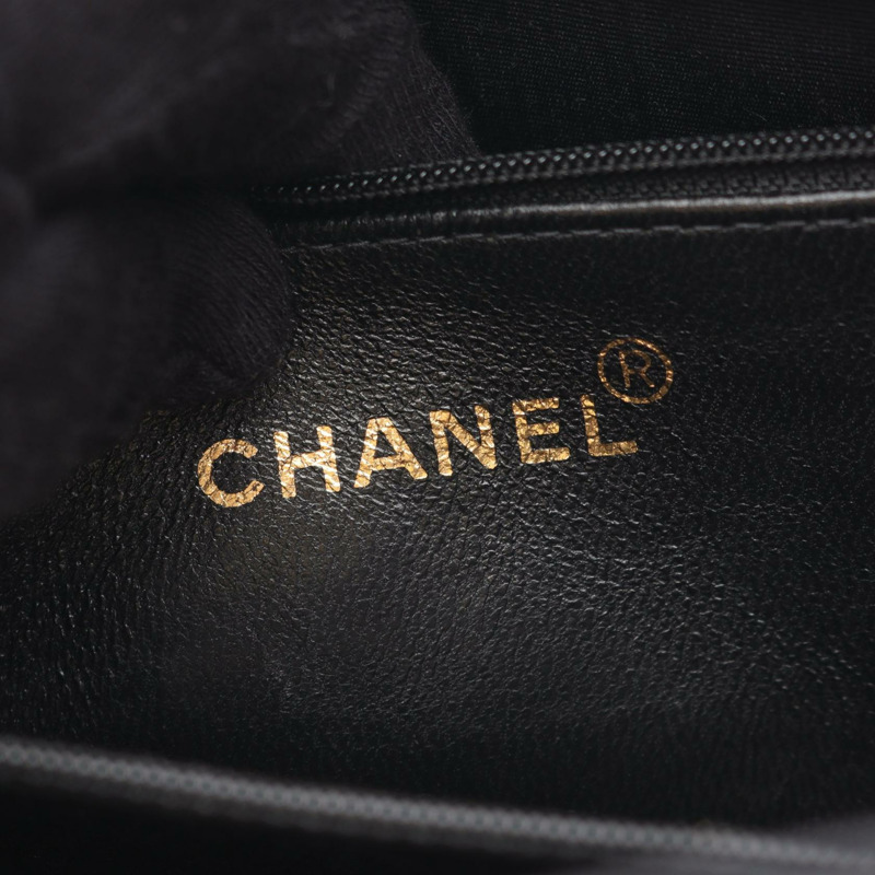 香奈兒 (CHANEL) 絎縫鏈條肩背包，小牛皮材質，黑色，二手，女士款，金色五金配件-3