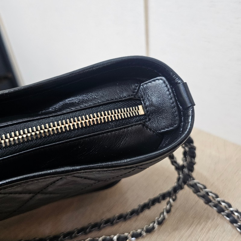 [圓夢甜價出❣️] Chanel黑牛皮菱格肩斜背流浪包-9