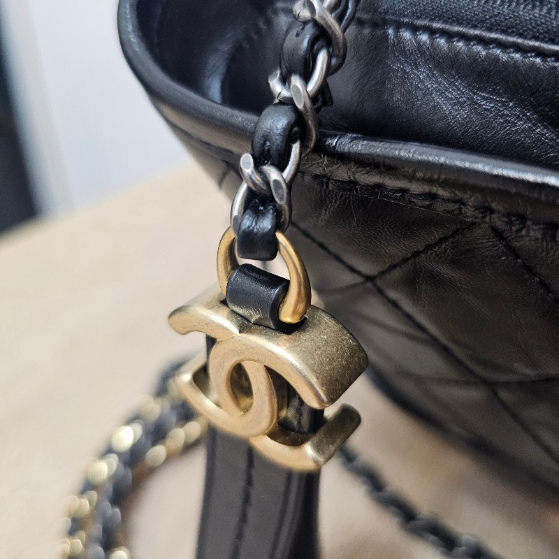 [圓夢甜價出❣️] Chanel黑牛皮菱格肩斜背流浪包-11