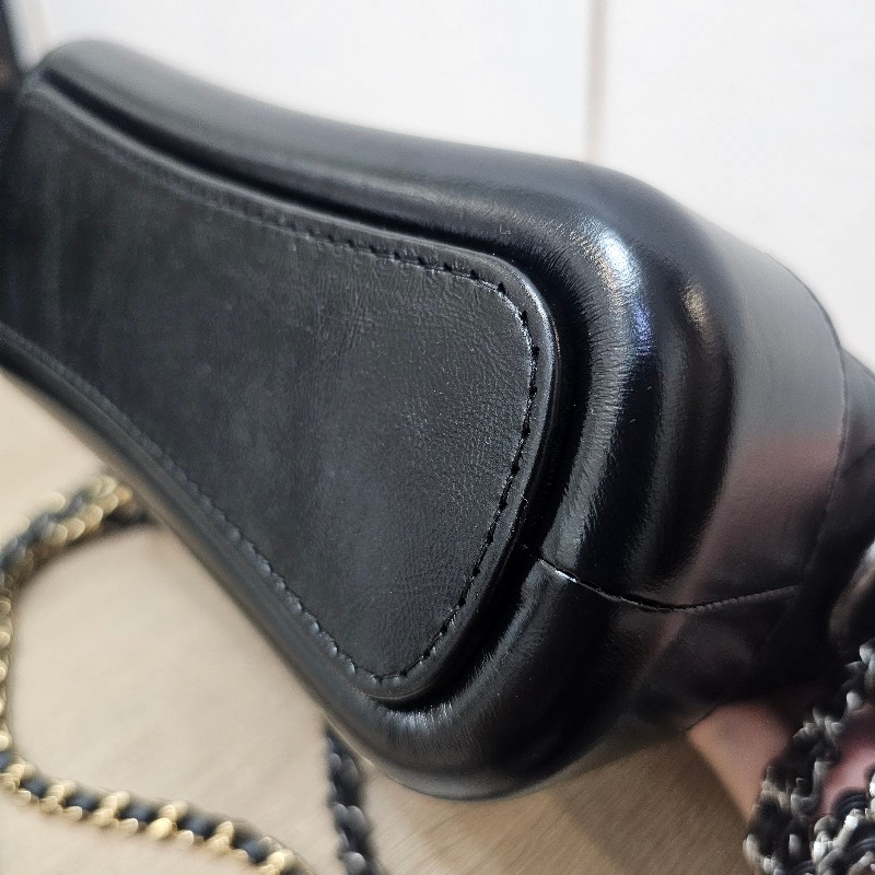 [圓夢甜價出❣️] Chanel黑牛皮菱格肩斜背流浪包-13