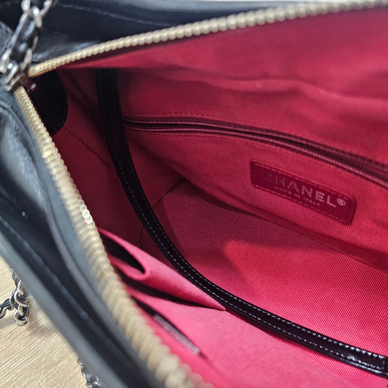 [圓夢甜價出❣️] Chanel黑牛皮菱格肩斜背流浪包-18