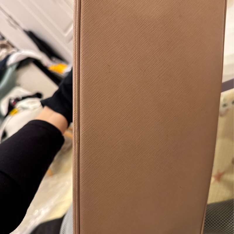 Prada 殺手包大號 (8成新)-9