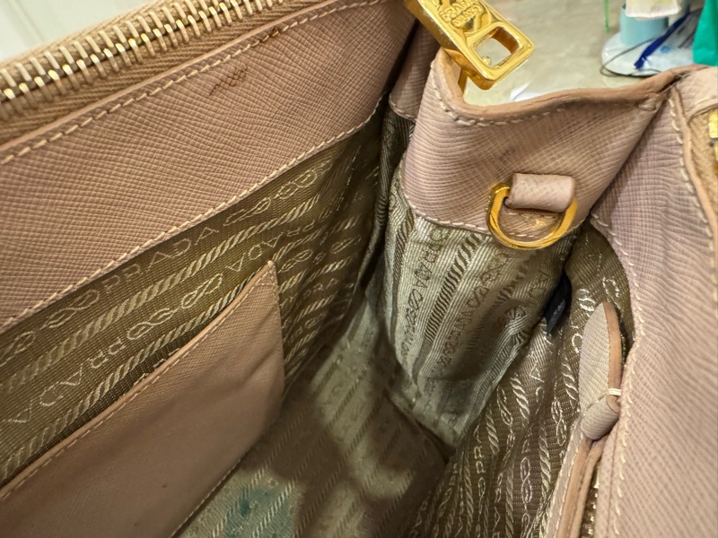 Prada 殺手包大號 (8成新)-13