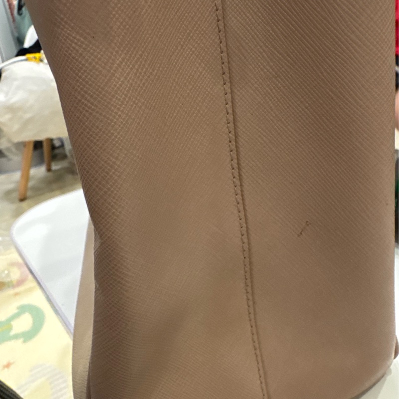 Prada 殺手包大號 (8成新)-14