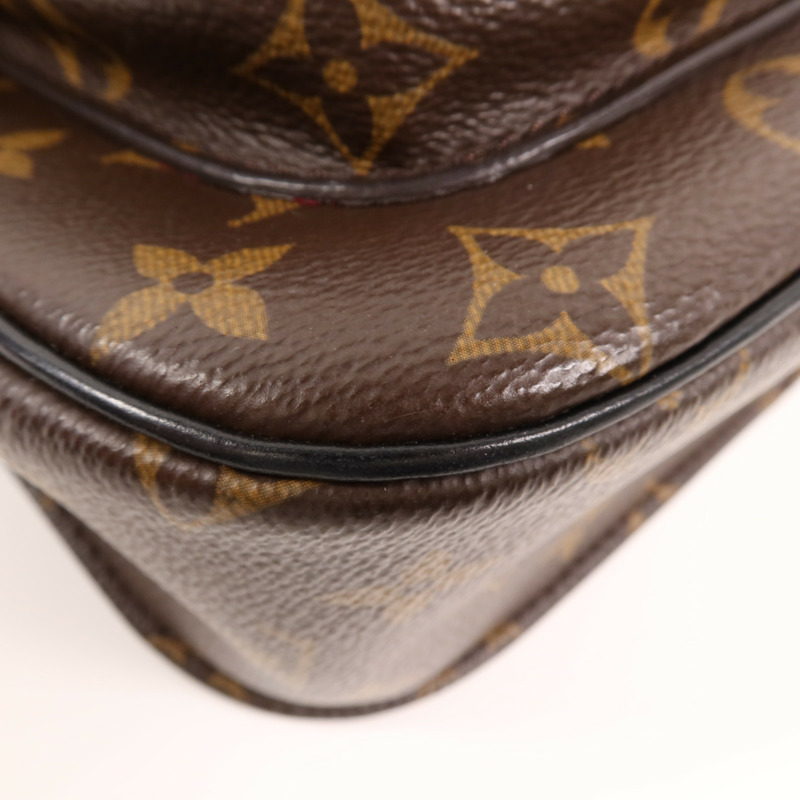 LOUIS VUITTON Monogram Passy金扣肩背袋-6