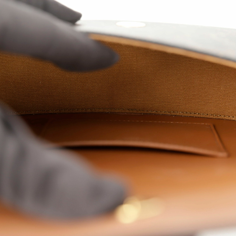 CELINE Tabu 肩帶式手拿包 10I592DQ2-7