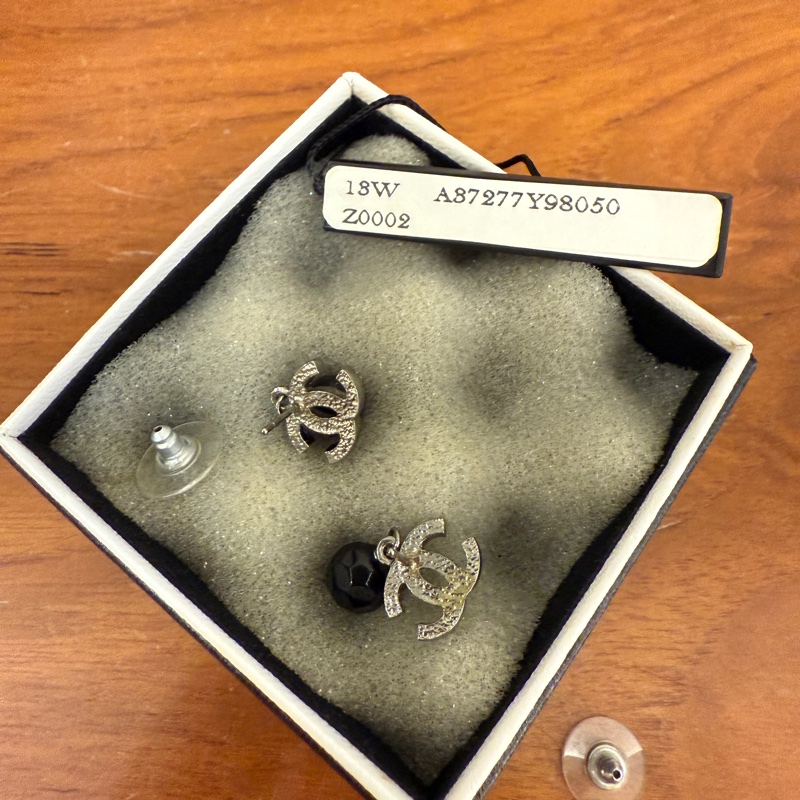 香奈兒很好看的耳環-5