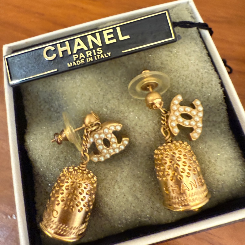 香奈兒復古吊鐘耳環-0