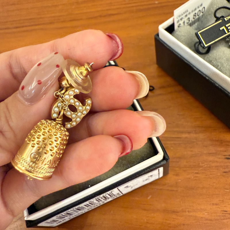 香奈兒復古吊鐘耳環-2