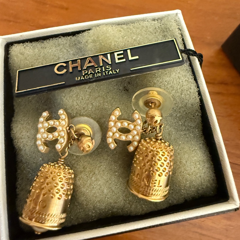 香奈兒復古吊鐘耳環-7