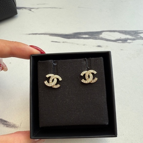 Chanel 超好看的鑽c耳環