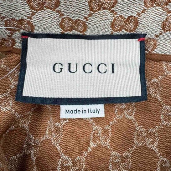 Gucci經典到不能再經典的老花logo A字裙-9