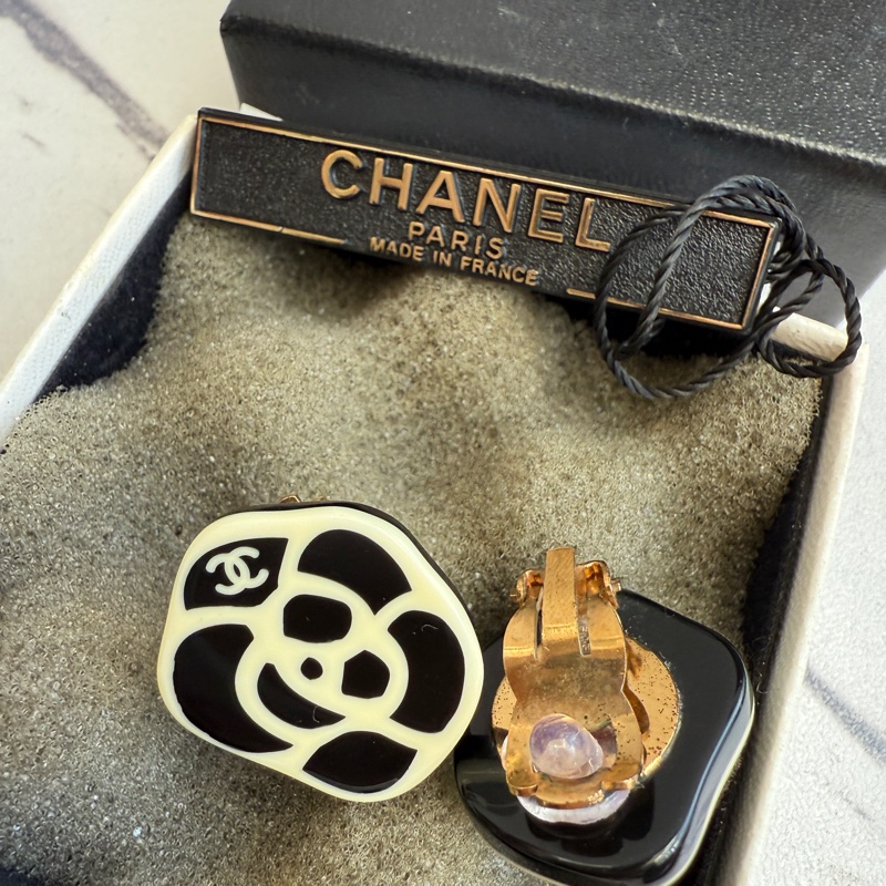 Chanel山茶花耳夾耳環-3