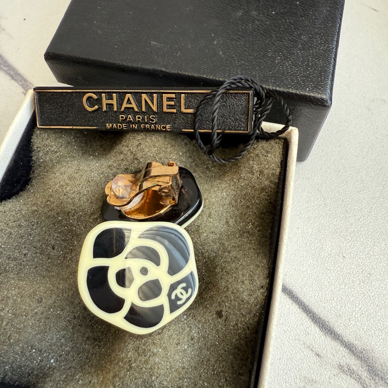 Chanel山茶花耳夾耳環-4