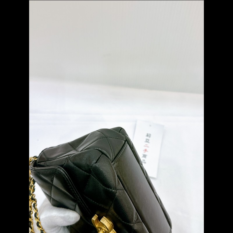 莉亞精品♡CHANEL 珍珠字母鏈方胖 九新美包-7