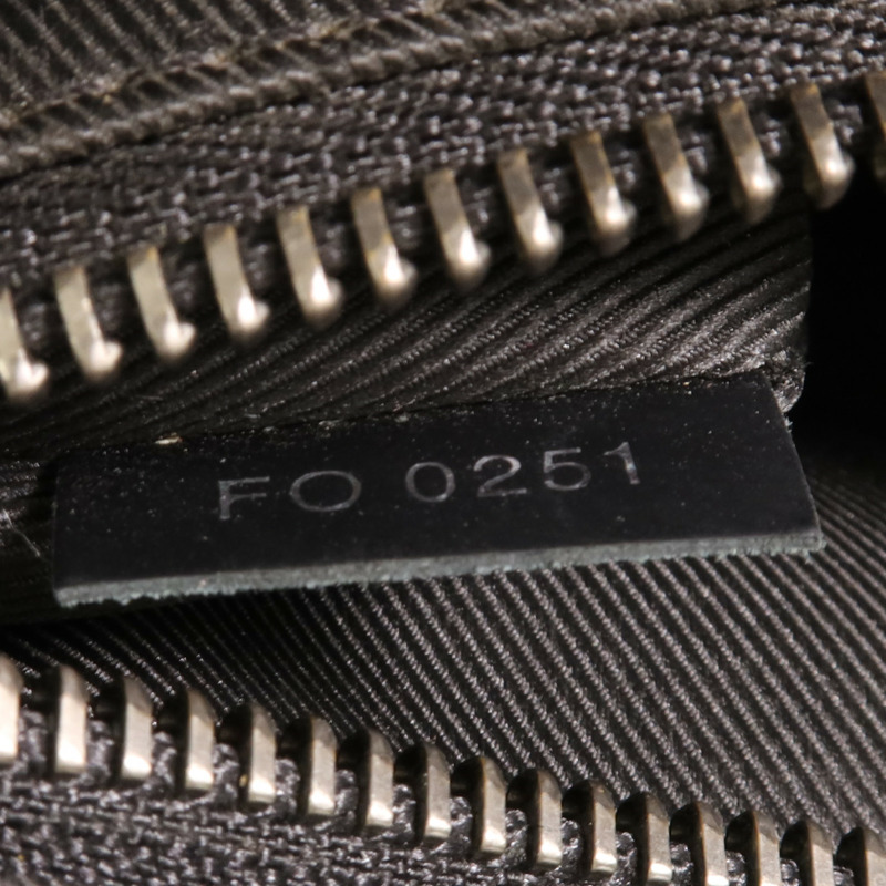 LOUIS VUITTON Monogram Eclipse Messenger PM Voyager銀扣肩背袋-11