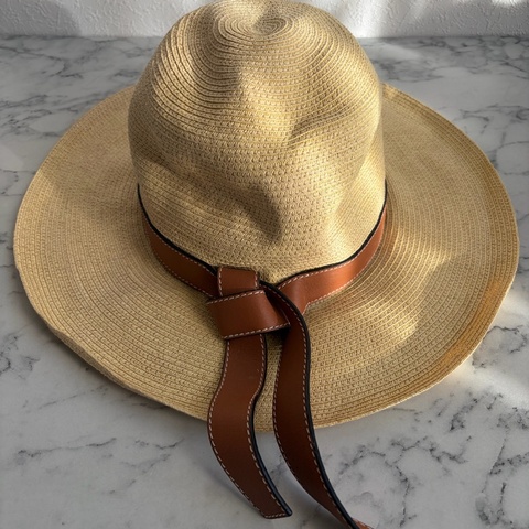 Loewe 草編帽👒