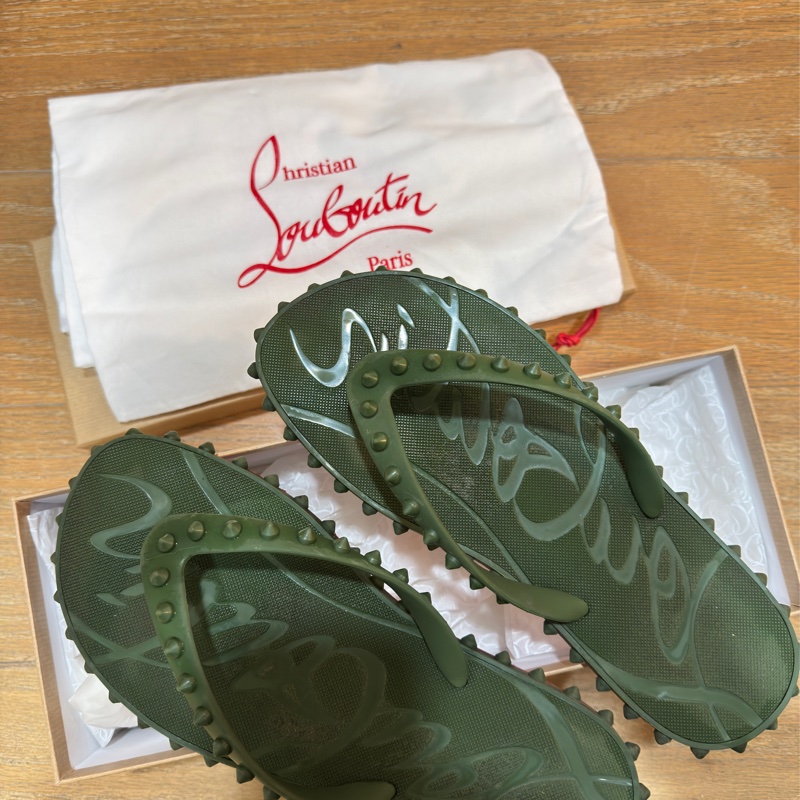 Christian Louboutin(CL紅底拖鞋）-11