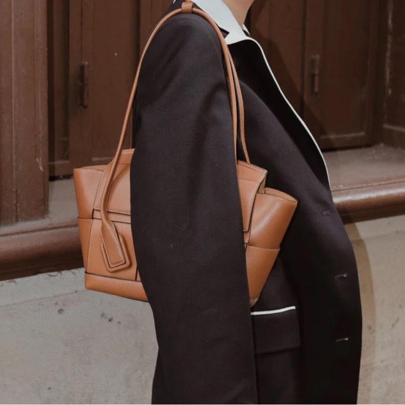 ✨BV arco 手提包👜 超美焦糖色-2