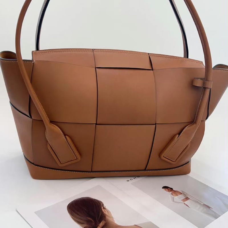 ✨BV arco 手提包👜 超美焦糖色-4