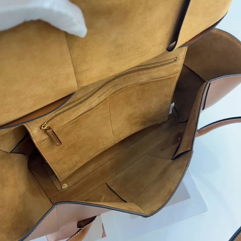 ✨BV arco 手提包👜 超美焦糖色-6