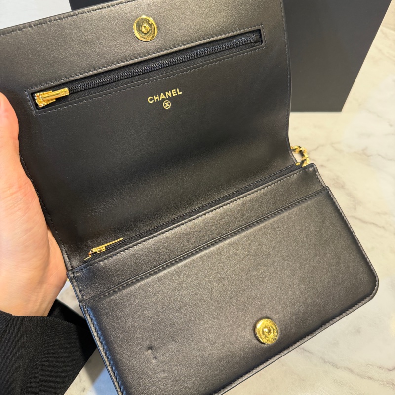 Chanel 黑荔枝皮金釦肩斜背WOC AP3464-10