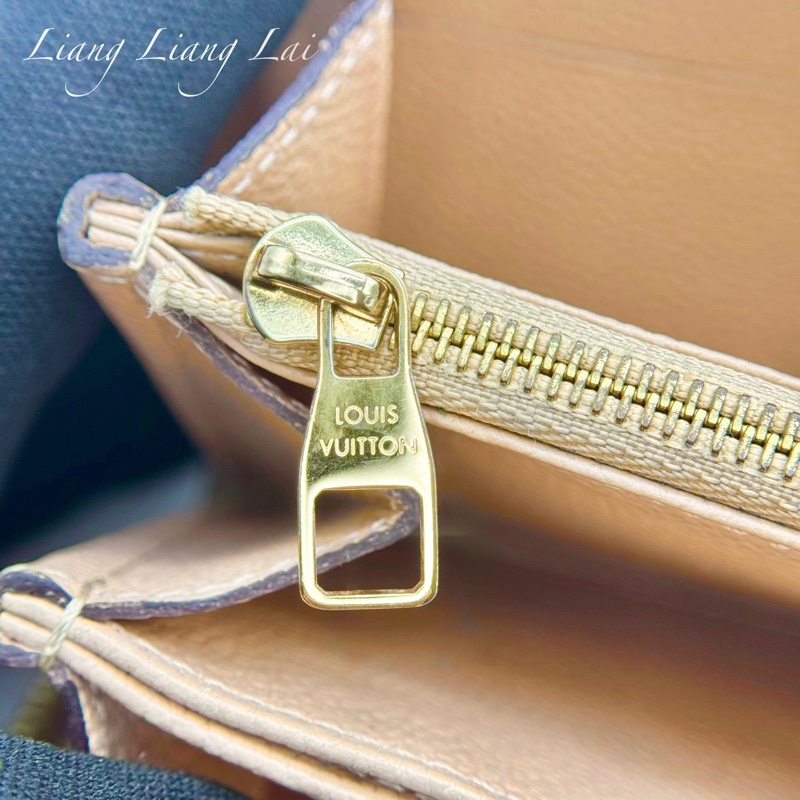 Louis Vuitton LV Monogram Empreinte 壓紋牛皮米色拉鍊長夾-8
