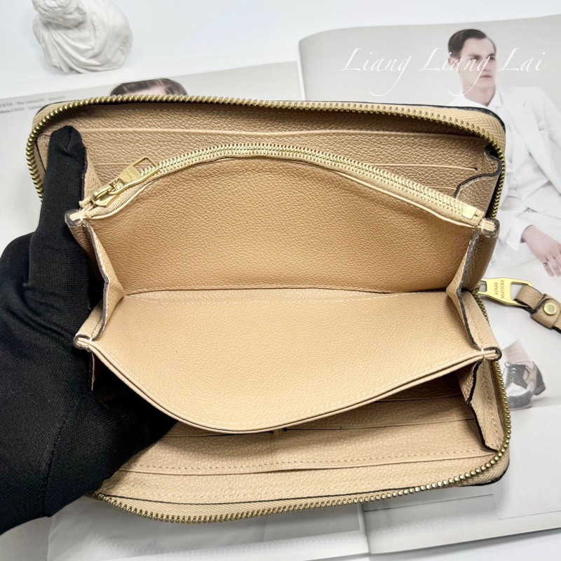 Louis Vuitton LV Monogram Empreinte 壓紋牛皮米色拉鍊長夾-9