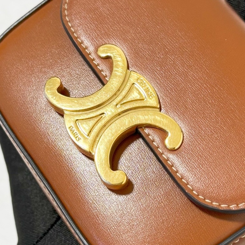Celine Triomphe Nano Bag 焦糖棕-12