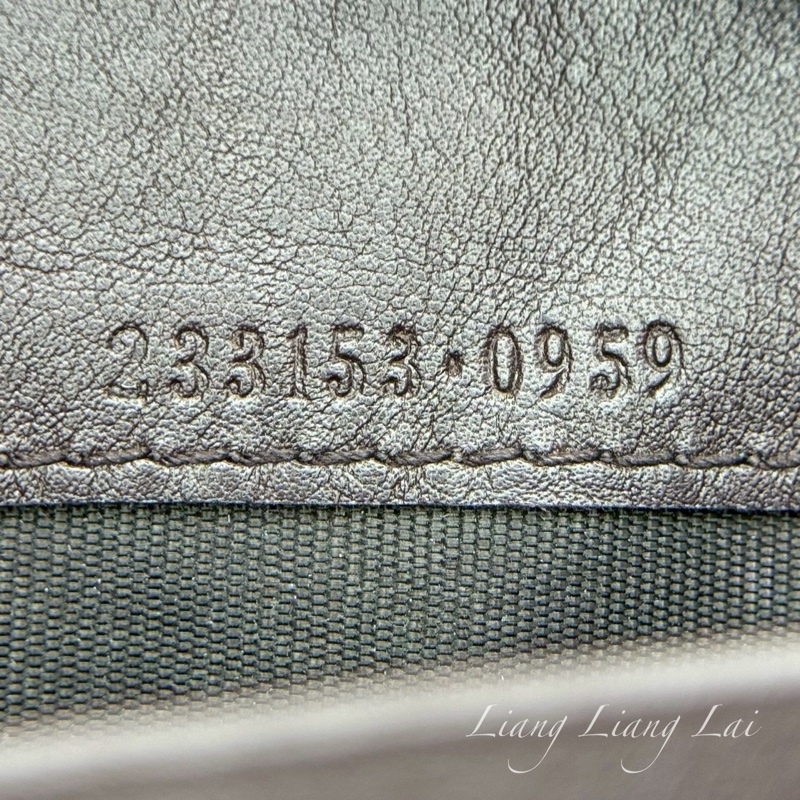 GUCCI GG 壓紋皮革半全開拉鍊深咖啡色長夾-3