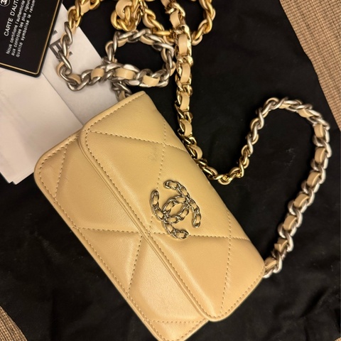 CHANEL 19WOC 奶茶色 31開 購證齊全