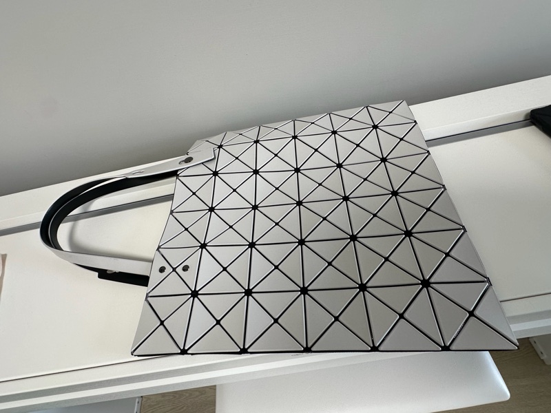 三宅一生 Bao Bao-9