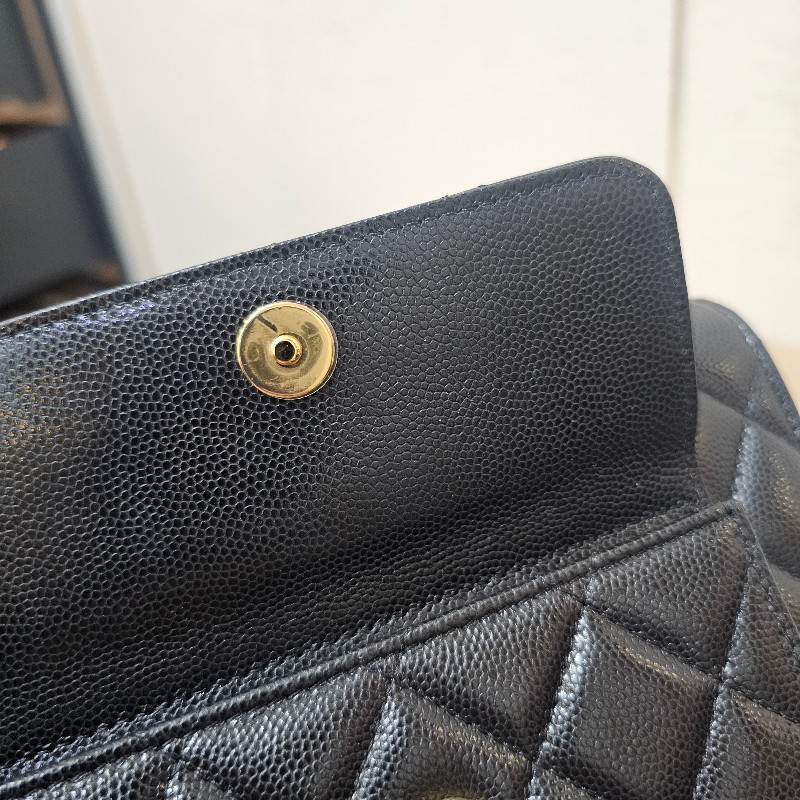 [新款甜價出❣️] Chanel黑荔枝金釦皮前口袋肩斜背Woc-11