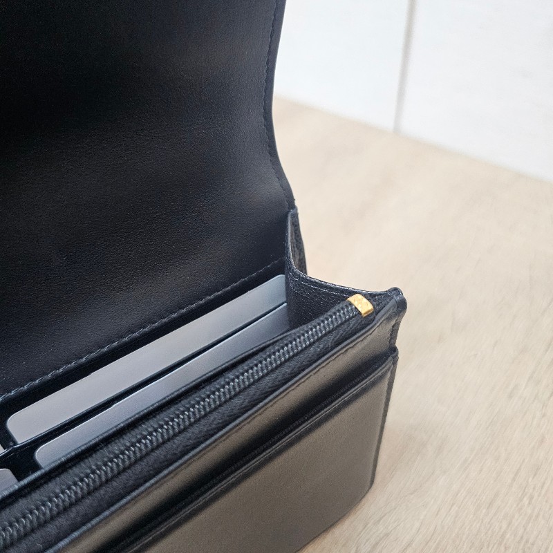 [新款甜價出❣️] Chanel黑荔枝金釦皮前口袋肩斜背Woc-15