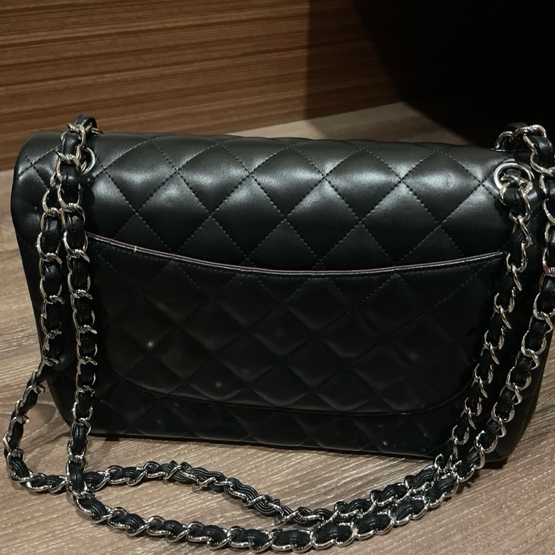 CHANEL 香奈兒 經典菱格紋小牛皮鏈帶肩背/斜背包(黑色/25CM)-4