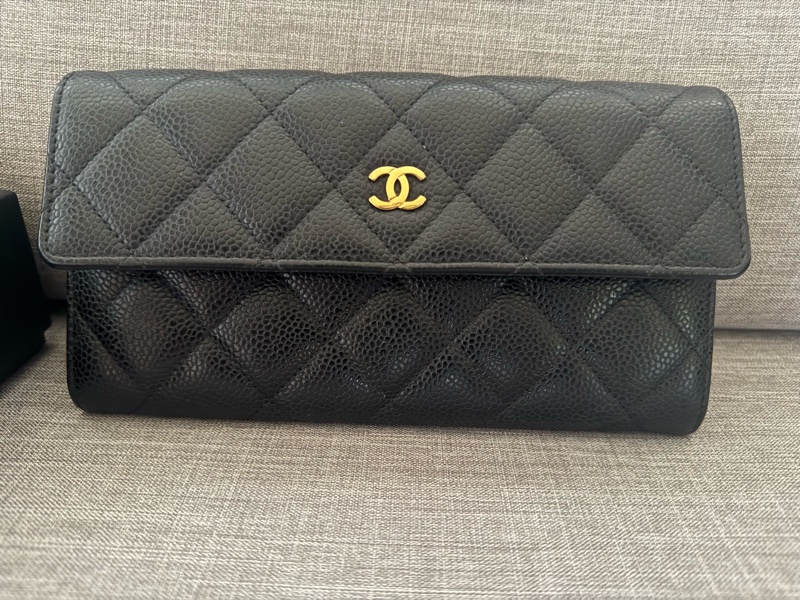 香奈兒經典荔枝皮黑長夾-3