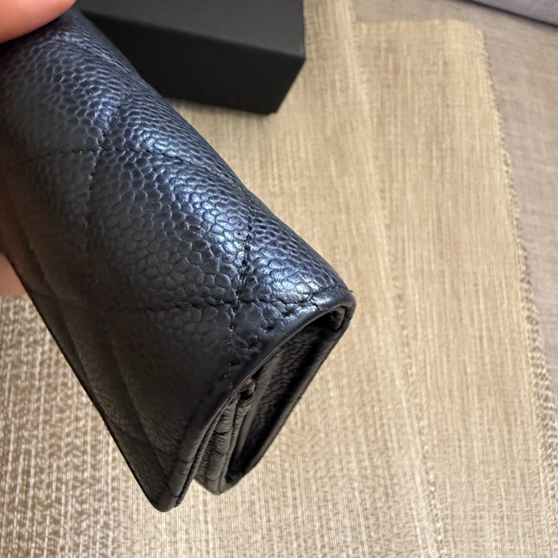 香奈兒經典荔枝皮黑長夾-24