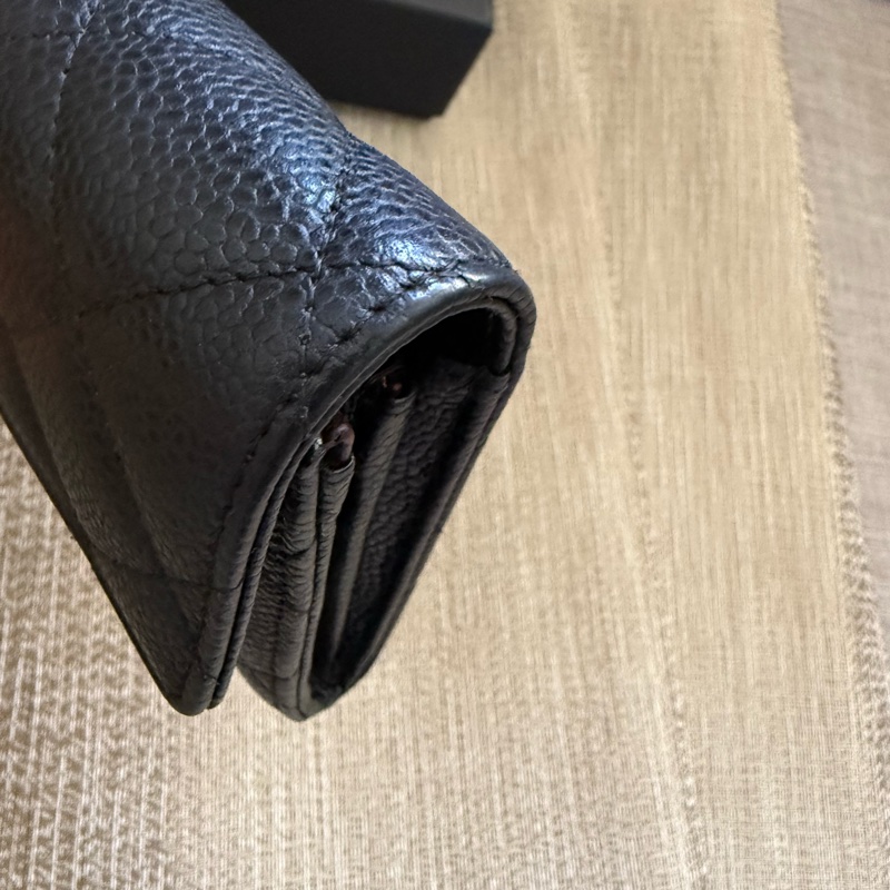 香奈兒經典荔枝皮黑長夾-25