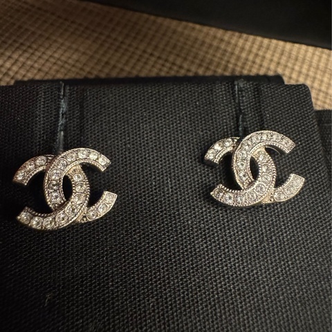 CHANEL 雙C 耳環 銀色