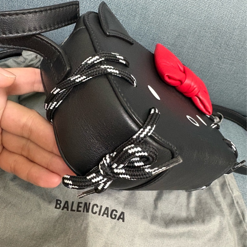 Balenciaga 聯名 Hello kitty xs camera bag 相機包 側背包-2