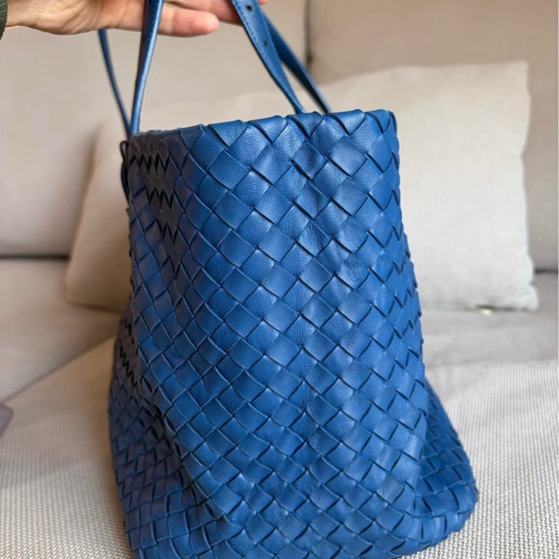 Bottega Veneta寶石藍小羊皮 皮革編織 托特包-13