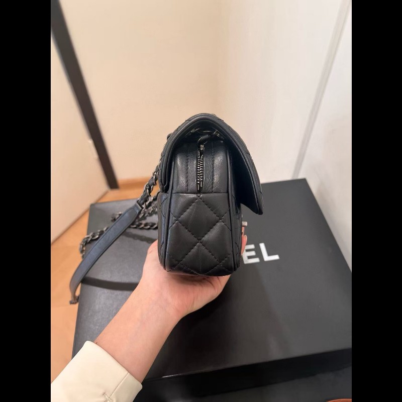 Chanel香奈兒 黑銀做舊 油蠟牛皮 mini  flap easy coco cf-20